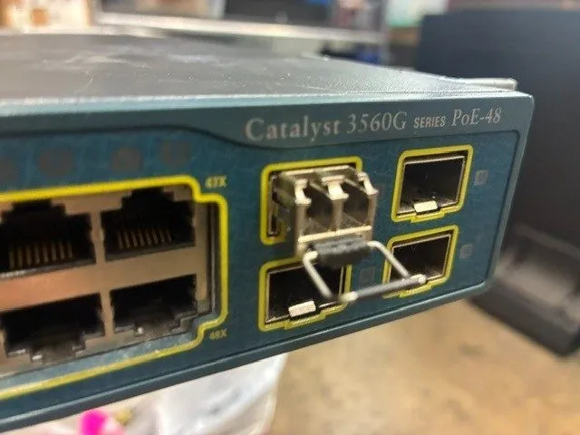 Коммутатор Cisco WS-C3560G-48PS-S 48-Port Gigabit PoE Managed Switch 4 SFP 1U Ra