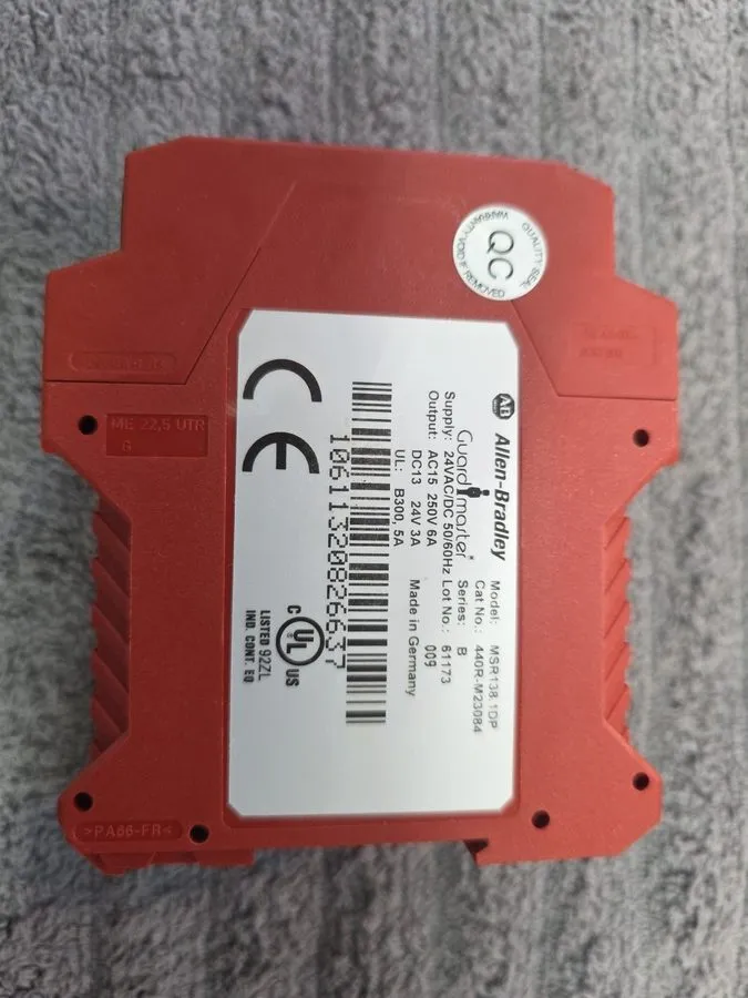 Реле безопасности Allen-Bradley MSR138.1DP Safety Relay 440R-M23084 24VAC/DC Tim