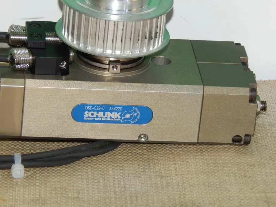 Робот Schunk pneumatic slewing drive OSE-C22-0 354220