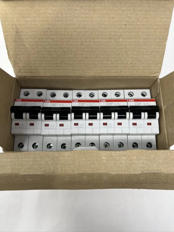 Автоматический выключатель ABB ST202M-K16 Circuit Breaker 277/480V DIN Rail Moun — фото лота 2