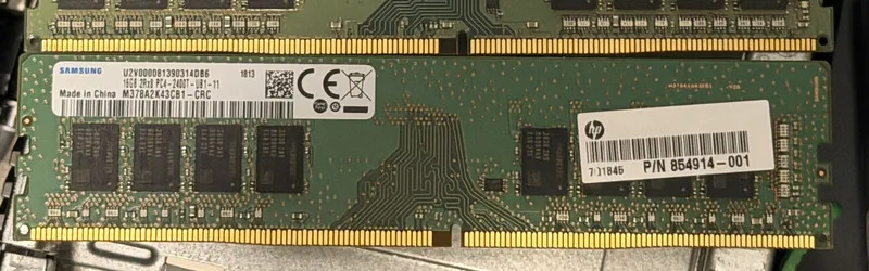 Модуль памяти Samsung HP 16GB DDR4-2400 2Rx8 PC4-2400T Memory HP 854914-001 — фото лота 1