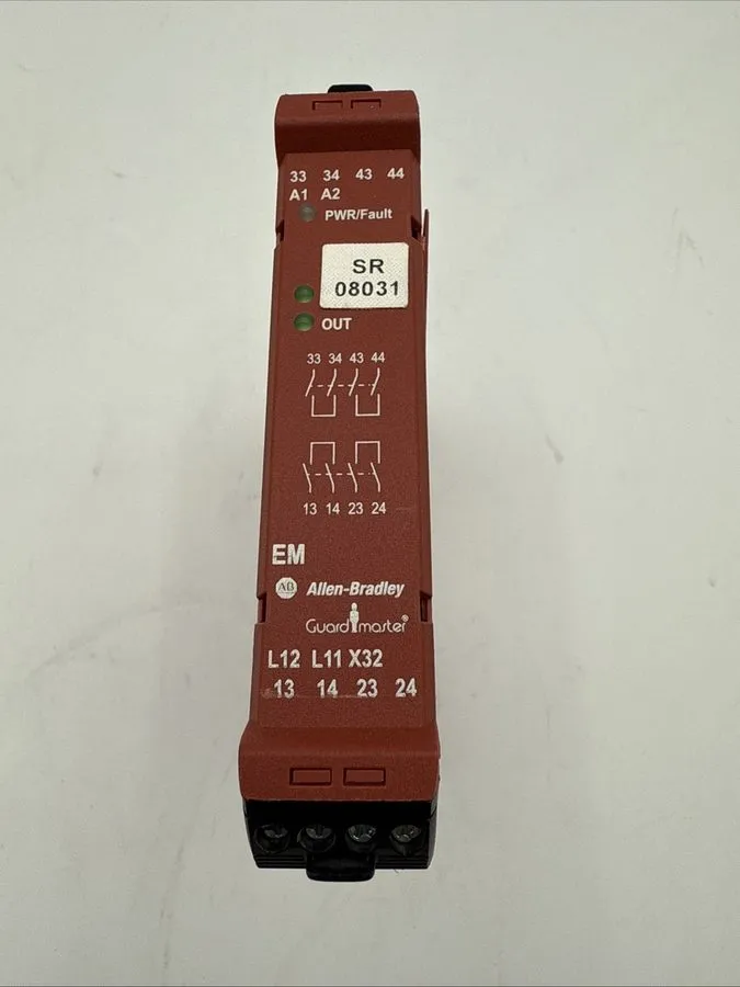 Реле безопасности Allen-Bradley Guardmaster GSR EM Safety Relay 440R-EM4R2 Ser A — фото лота 1