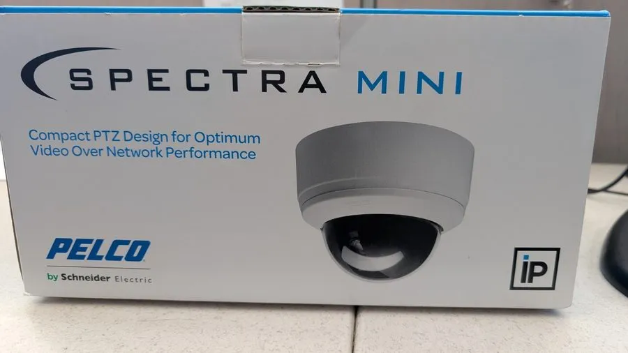 Оборудование видеонаблюдения PELCO SD4N-W0 SPECTRA MINI 10X IP PTZ $1945 — фото лота 1
