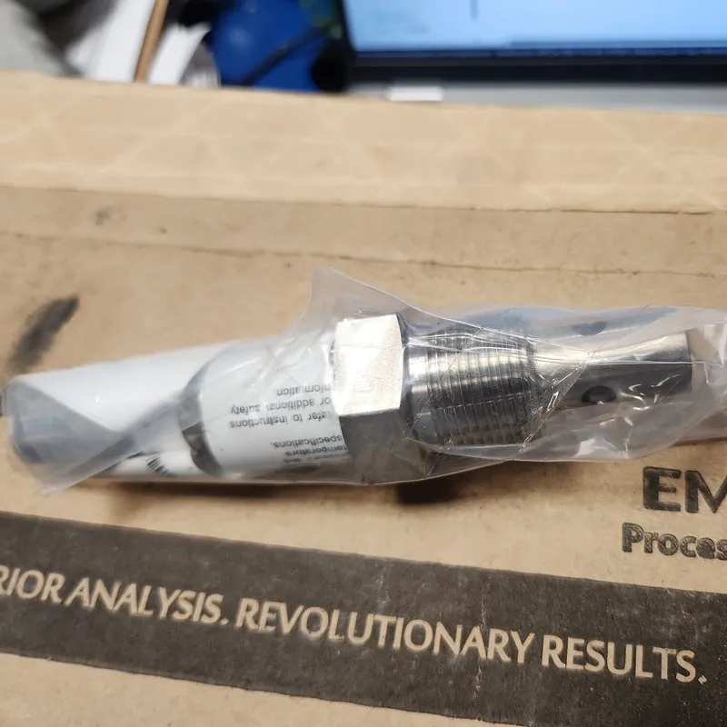 Датчик температуры ROSEMOUNT 400VP-12 ENDURANCE CONDUCTIVITY SENSOR RTD PT1000 — фото лота 1