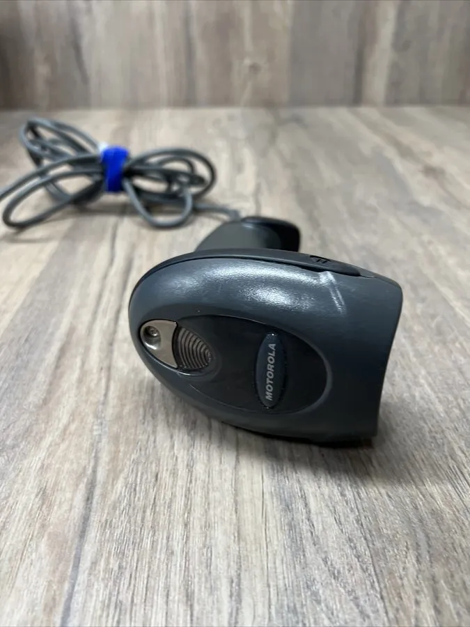 Сканер штрих-кода Motorola Symbol USB 2D Laser Imager DS4208-SR00007WR Barcode S