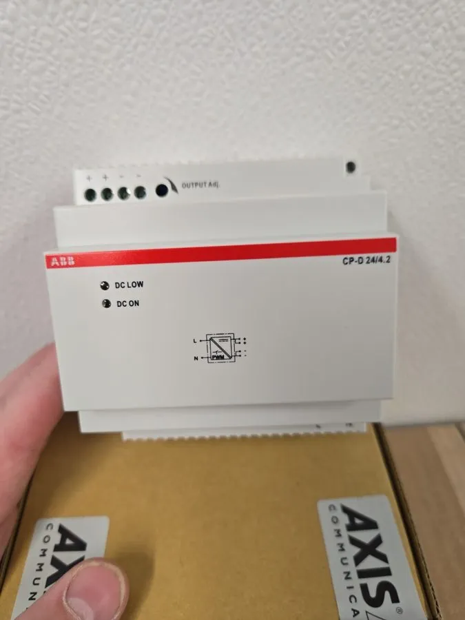 Блок питания Axis DIN CP-D 24/4.2 100W Power Supply 01169-001 24V DC 4.2A DIN Ra — фото лота 1