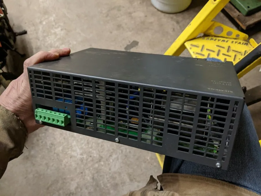 Блок питания 6EP1437-2BA10 Siemens SITOP Power supply output 24VDC/40A — фото лота 1