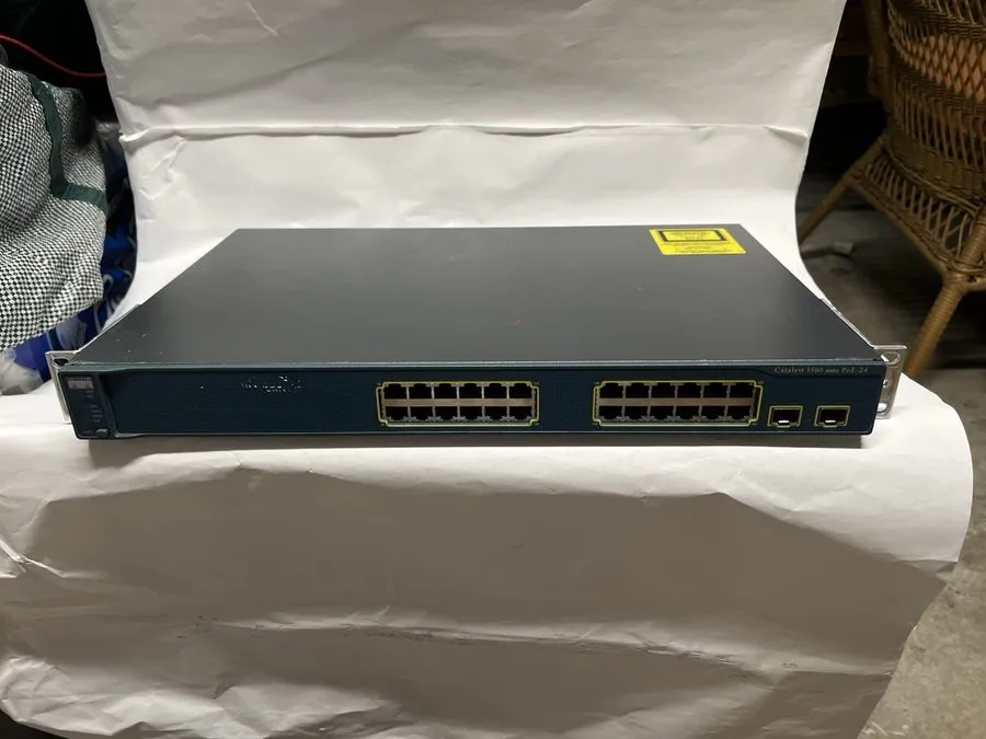 Коммутатор Cisco Catalyst 3750 PoE-24 24-Port Network Switch Rackmount SFP Ports