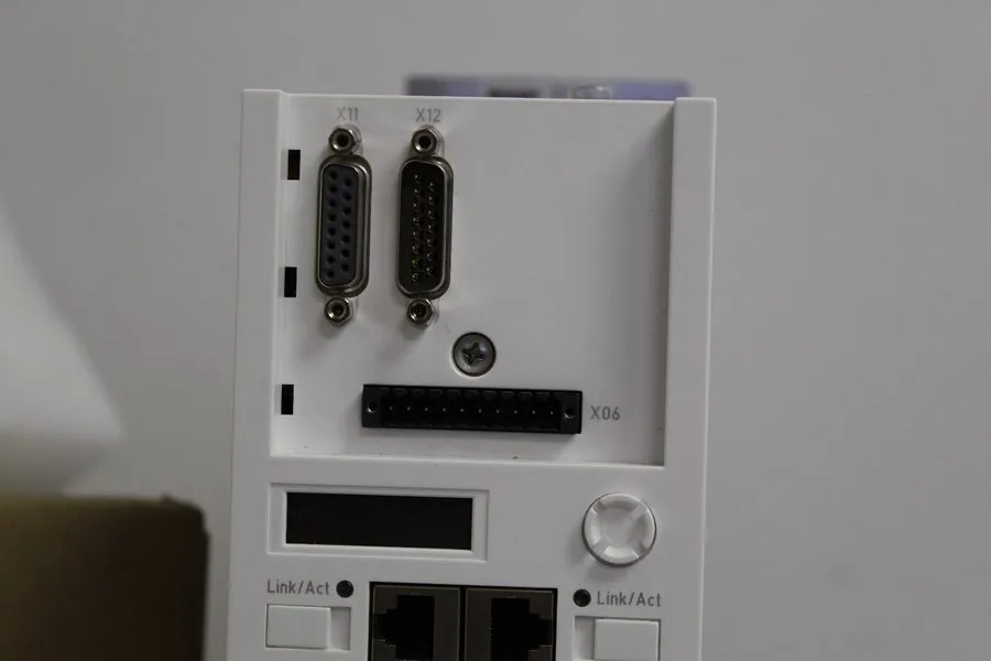 Сервопривод AX5112-0000-0200