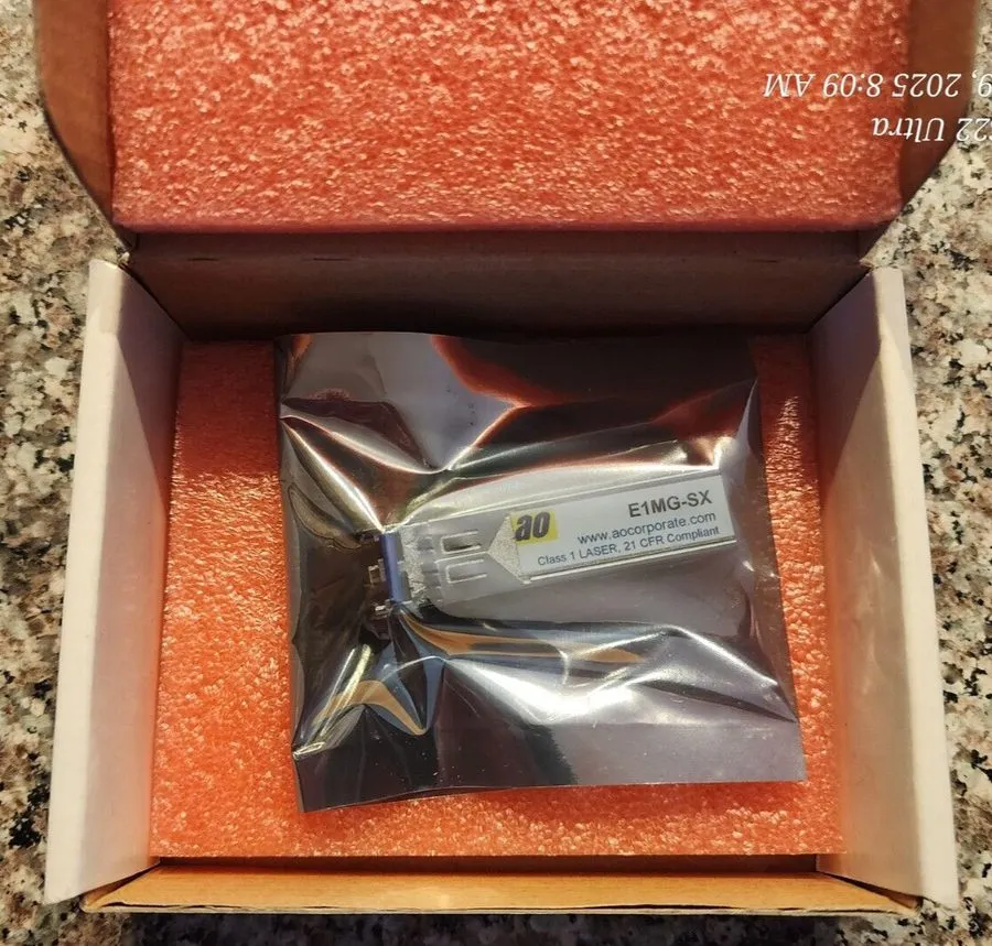 Трансивер Brocade Compatible E1MG-SX 1000BASE-SX 550m MMF 850nm SFP Transceiver