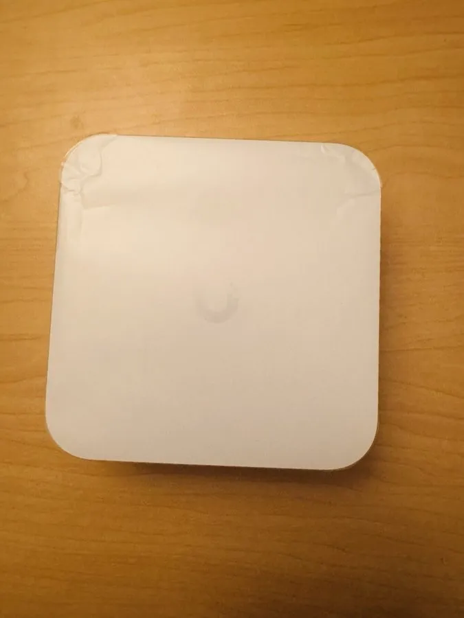 Маршрутизатор Ubiquiti UX7 UniFi Express 7, Compact WiFi 7 Cloud Gateway UX7-US