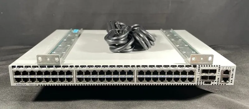 Коммутатор Arista DCS-7050T-52-F 48 Port RJ45 4x SFP+ Switch w/ 2x AC — фото лота 1