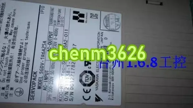 Сервопривод YASKAWA SGDV-1R6A25A Sigma-V Servo Drive 200V