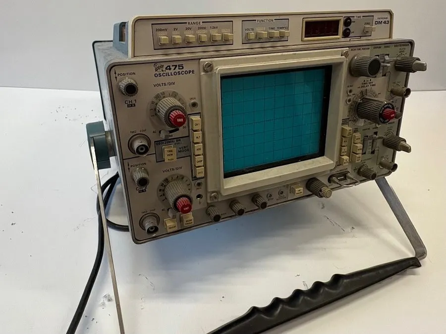 Осциллограф Tektronix 475A Oscilloscope PARTS ONLY
