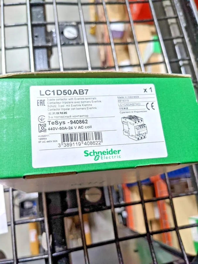 Контактор Schneider LC1D50AB7 TeSys D Magnetic Contactor 50A 24V AC