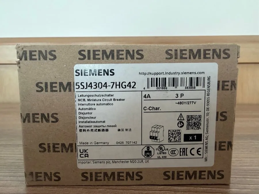 Автоматический выключатель Siemens SENTRON 5SJ4304-7HG42 Miniature Circuit Break — фото лота 1