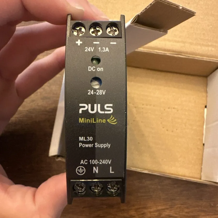 Блок питания PULS ML30.241 DC Power Supply IN 100-240Vac OUT 24-28Vdc 30W 1.3A D — фото лота 2