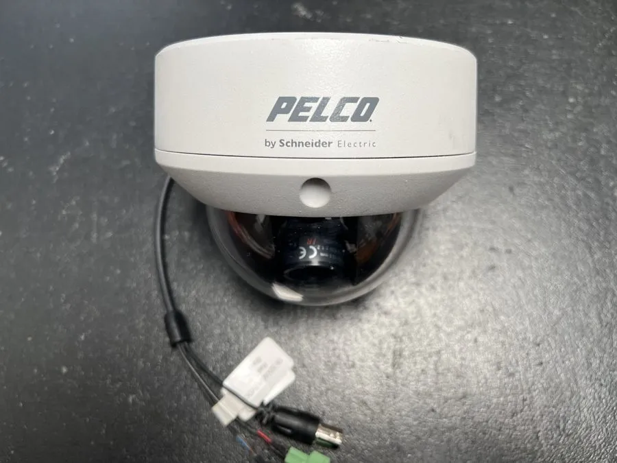Камера PELCO Schneider Electric FD5-DWV10-6 High Res Vandal Resist Outdoor Dome