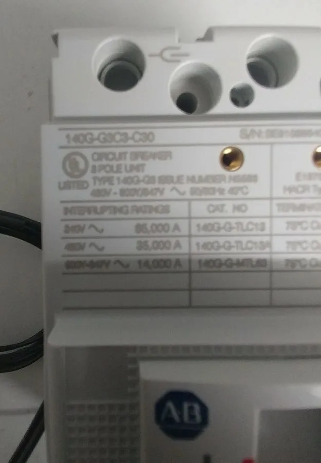 Автоматический выключатель AB 140G-G3C3-C30 Circuit Breaker 30A 480V — фото лота 1