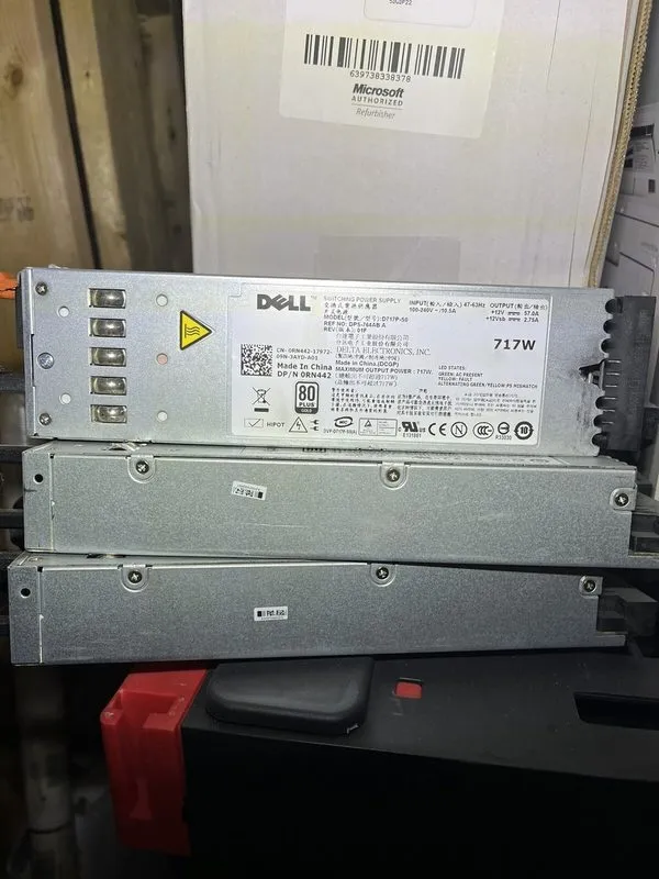 Блок питания Dell 0RN442 R610 717W High Gold Efficiency Power Supply D717P-S0