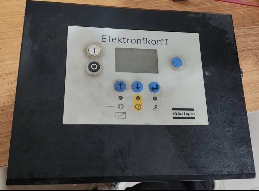 Компрессор Atlas Copco 1900071271 Controller Panel
