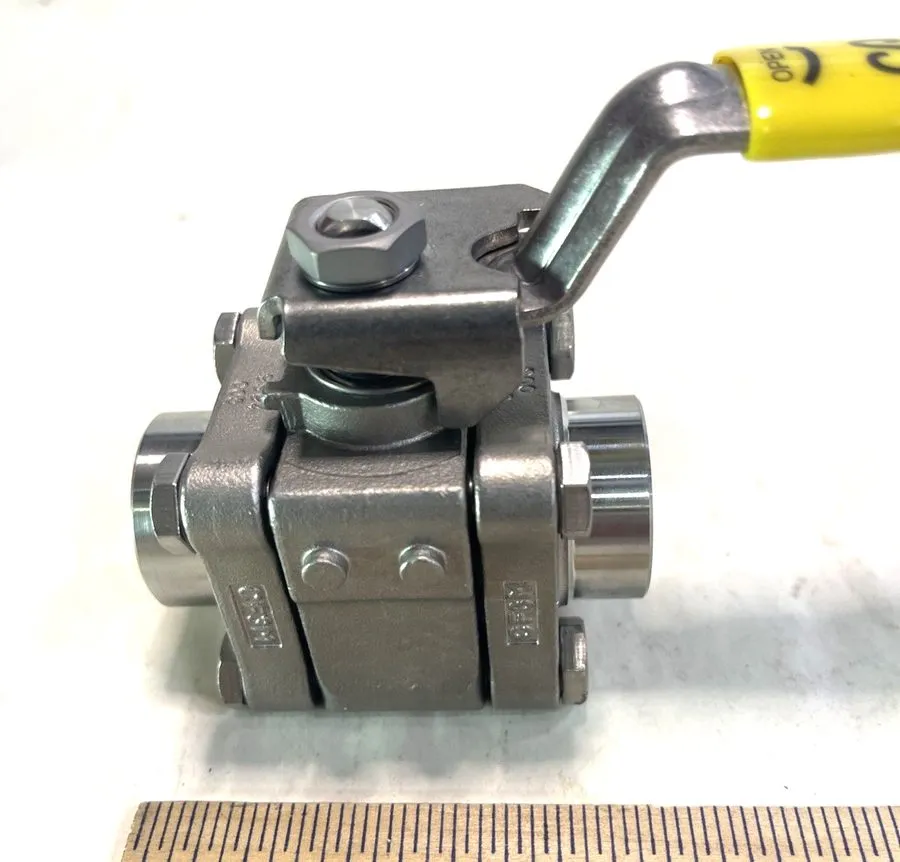 Клапан swagelok SS-S63PF8 CF3M 3-peace 1/2" FNPT ball valve — фото лота 2
