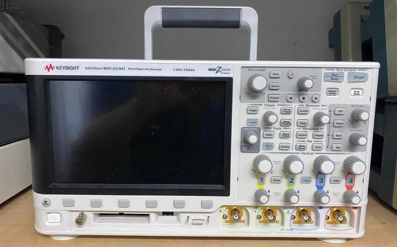 Осциллограф KEYSIGHT, DSOX3104T oscilloscope, 1 GHz