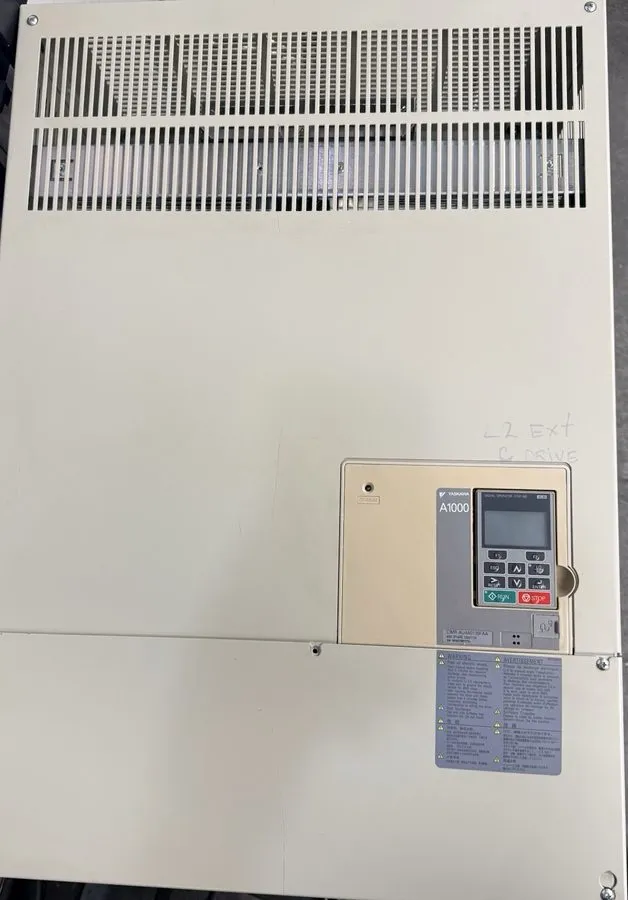 Электропривод Yaskawa CIMR-AU4A0250AAA Drive A1000 Rev a 3PH 380-480V Fully — фото лота 4