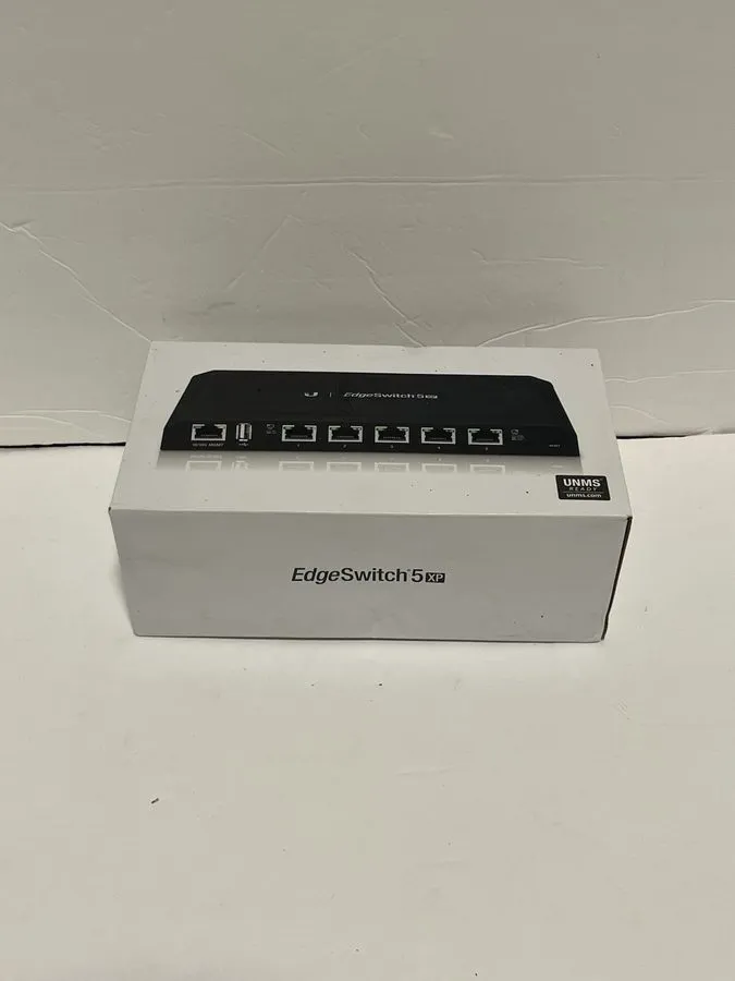 Коммутатор Ubiquiti EdgeSwitch 5XP ES-5XP 5-Port Gigabit 24V PoE Managed Switch