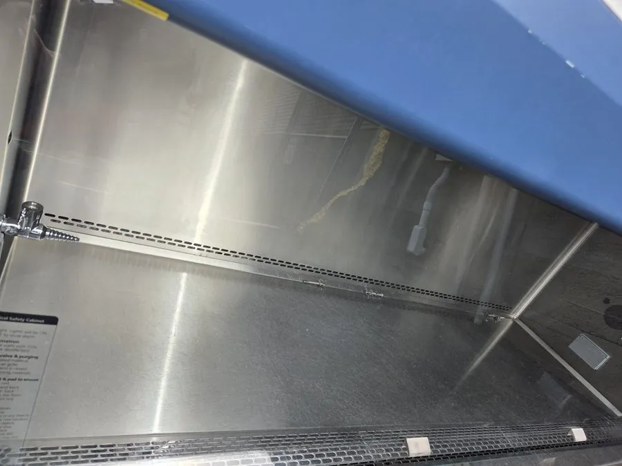 Лабораторный шкаф Labculture ESCO LA2-6A2 6' Biosafety Cabinet W/Legs, Decontami — фото лота 4