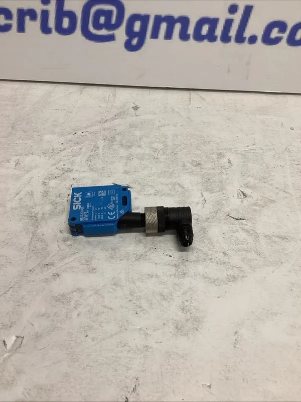 Фотоэлектрический датчик SICK 30V PHOTOELECTRIC SENSOR WS12-3D2430 I-283