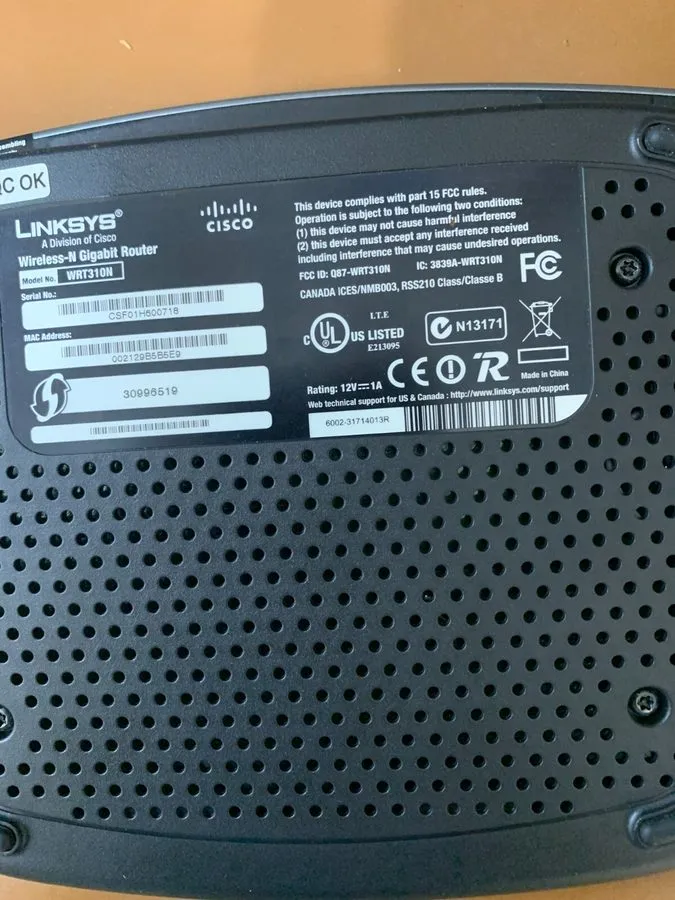 Маршрутизатор Cisco WRT310N 6.75 Mbps 4-Port Gigabit Wireless N Router