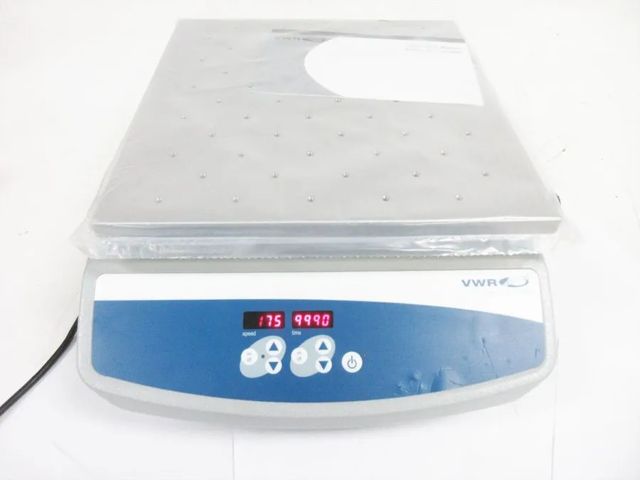 Шейкер VWR Advanced Laboratory Digital Platform Plate Shaker plate flask 89032-0 — фото лота 1