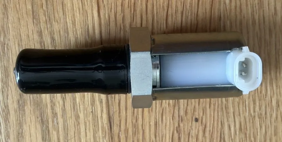 Трубопроводная арматура CM5348 PU7Z9C968A Fuel Injection Pressure Regulator IPR