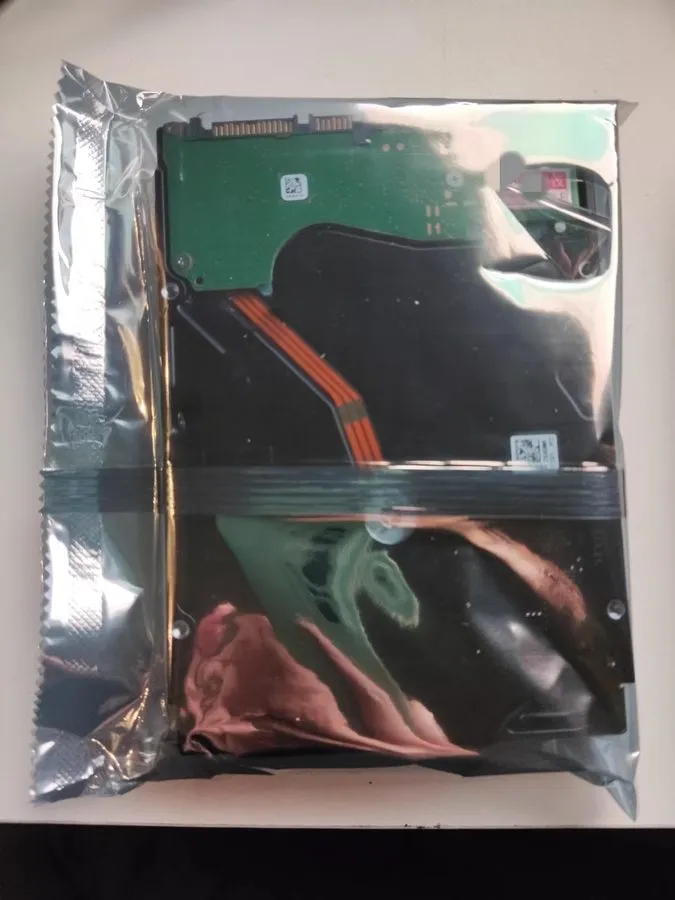 Жёсткий диск Seagate Exos X16 14TB ST14000NM001G SATA 3.5" 7200RPM Enterprise Ha