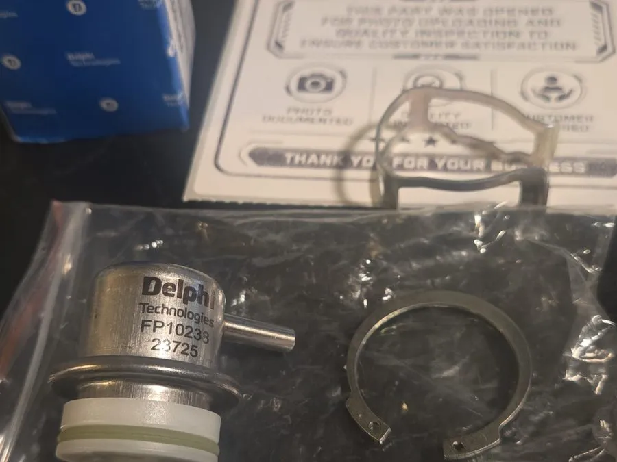 Трубопроводная арматура Fuel Injection Pressure Regulator Delphi FP10238 — фото лота 1