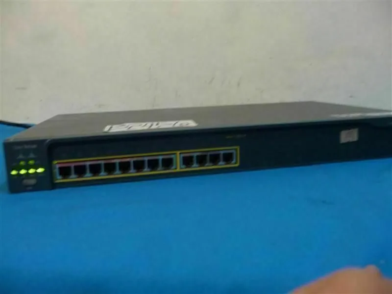 Коммутатор Cisco Catalyst WS-C2950-12 12-Port Fast Ethernet Networking Switch