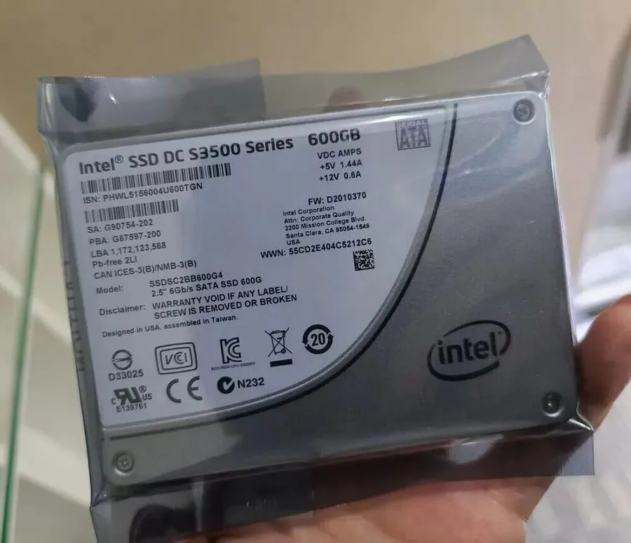 SSD-накопитель Intel 600GB SATA SSD 2.5" Intel DC S3500 SSD SSDSC2BB600G4