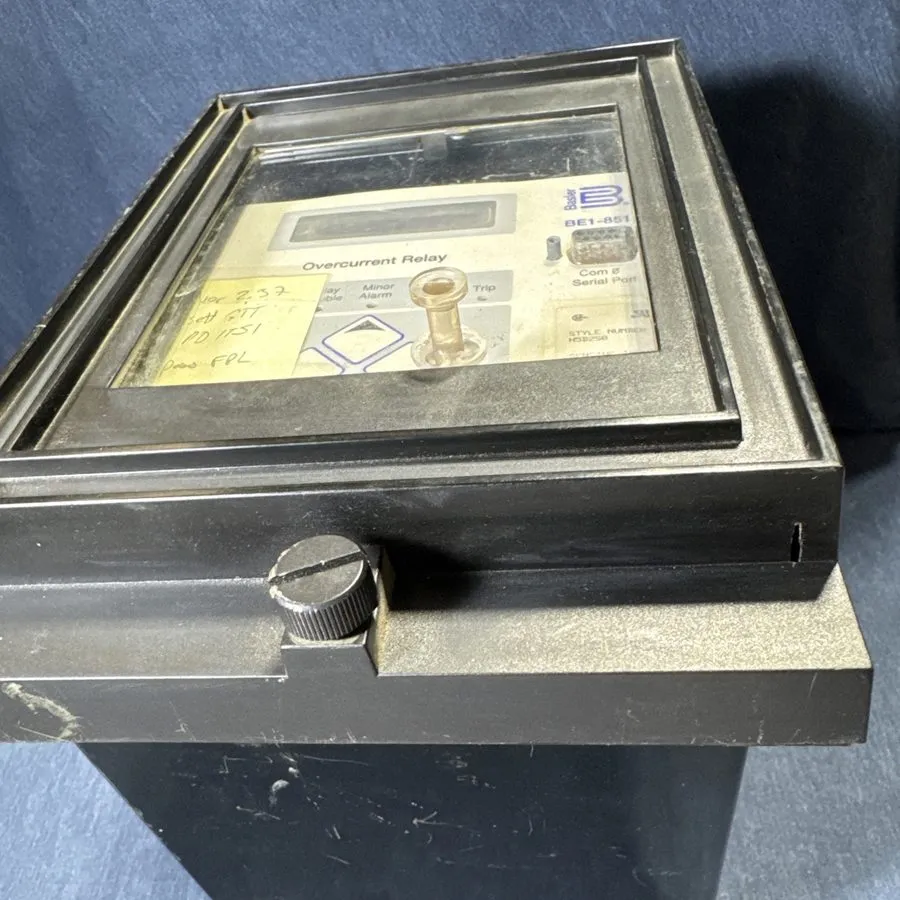 Реле защиты Basler BE1-851 Overcurrent Protection System Relay Fair Condition