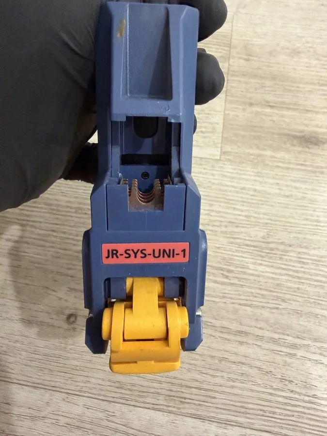 Тестер FLUKE NETWORKS SYSTIMAX JR-SYS-UNI-1 UNIPRISE — фото лота 2