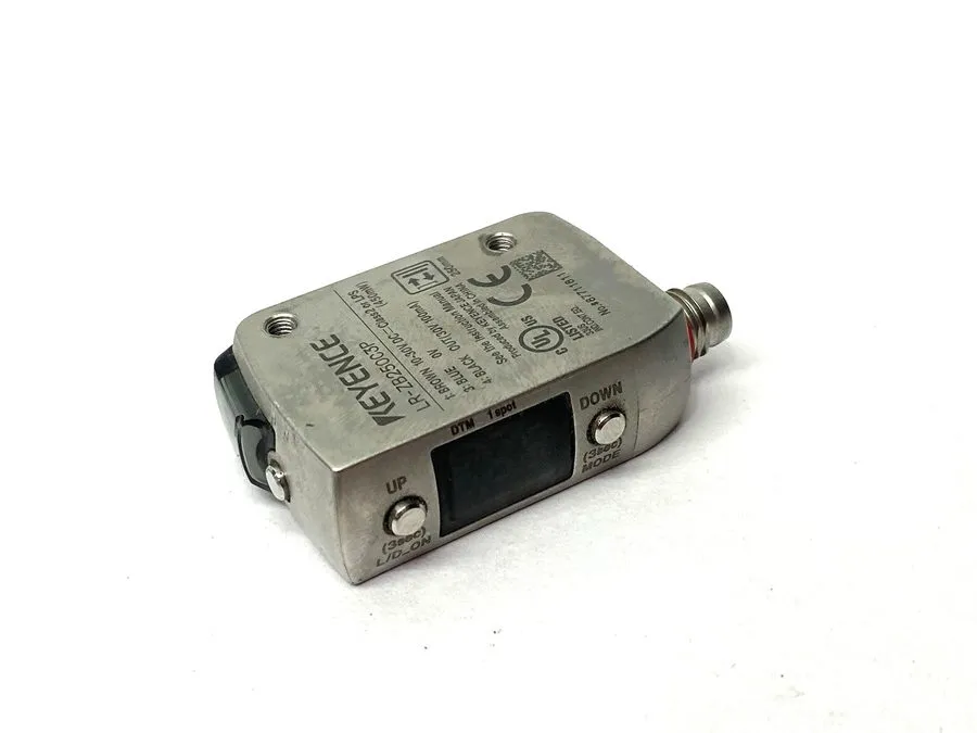 Датчик Keyence LR-ZB250C3P Sensor w/ M8 Connector Sn 250mm