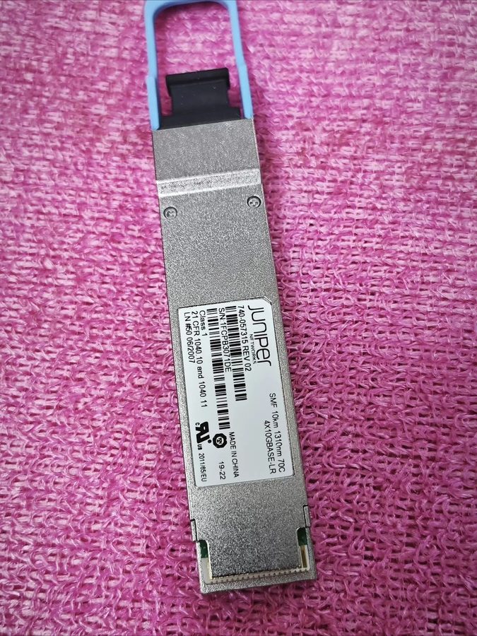 Коммутатор Juniper QSFPP-4x10GE-LR 740-057315 40GBase 4X10GE LR JNP-QSFP-4x10GE-