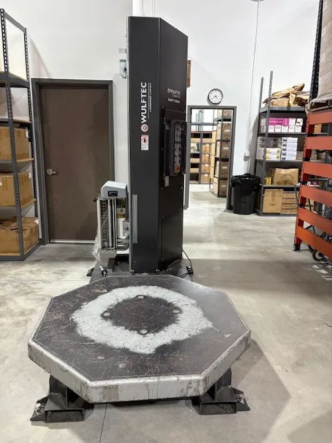 Складское оборудование Wulftec SMH-150-S Semi-Automatic Turntable Stretch Wrappe — фото лота 1