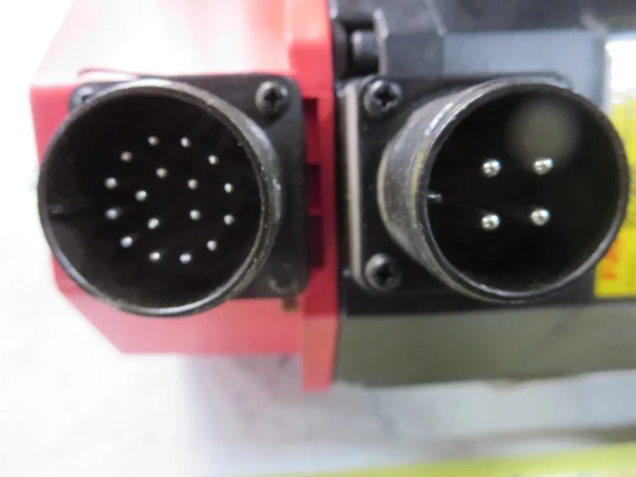 Серводвигатель Fanuc A06B-0123-B175 a3/3000 AC Servo Motor 127 V 0.9 kW A06B (VT