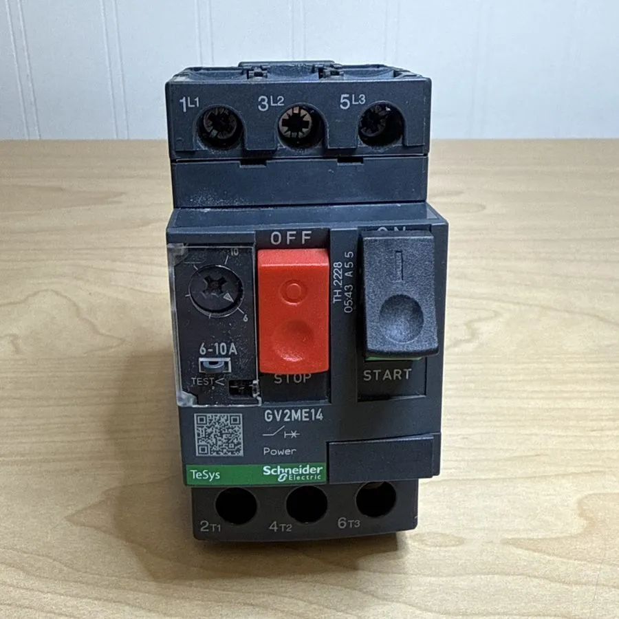 Автоматический выключатель Schneider Electric GV2ME14 TeSys Manual Motor Starter — фото лота 1