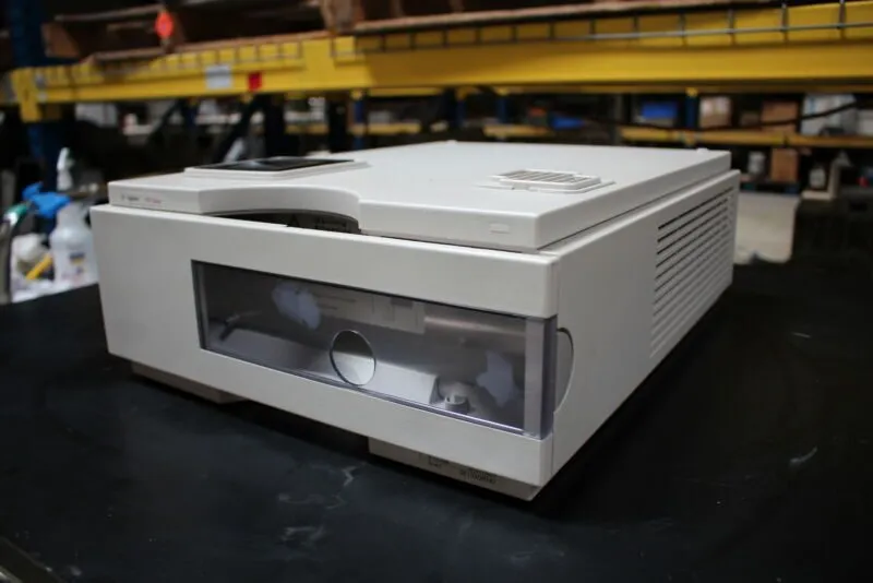 Хроматограф Agilent 1100 Series ALS Therm Autosampler Thermostat HPLC G1330B