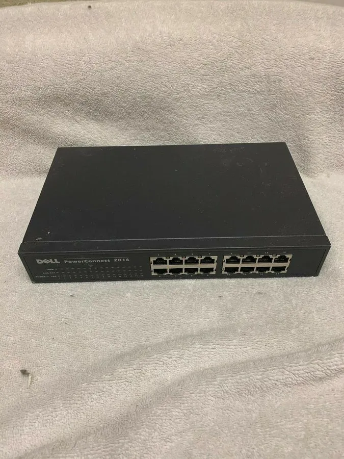 Коммутатор Dell PowerConnect 2016 10/100 16 Port Ethernet Switch — фото лота 1