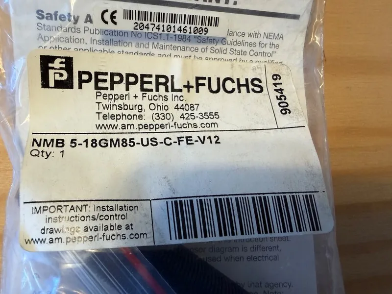 Датчик приближения Pepperl+Fuchs P+F Proximity Sensor NMB5-18GM85-US-C-FE-V12 We