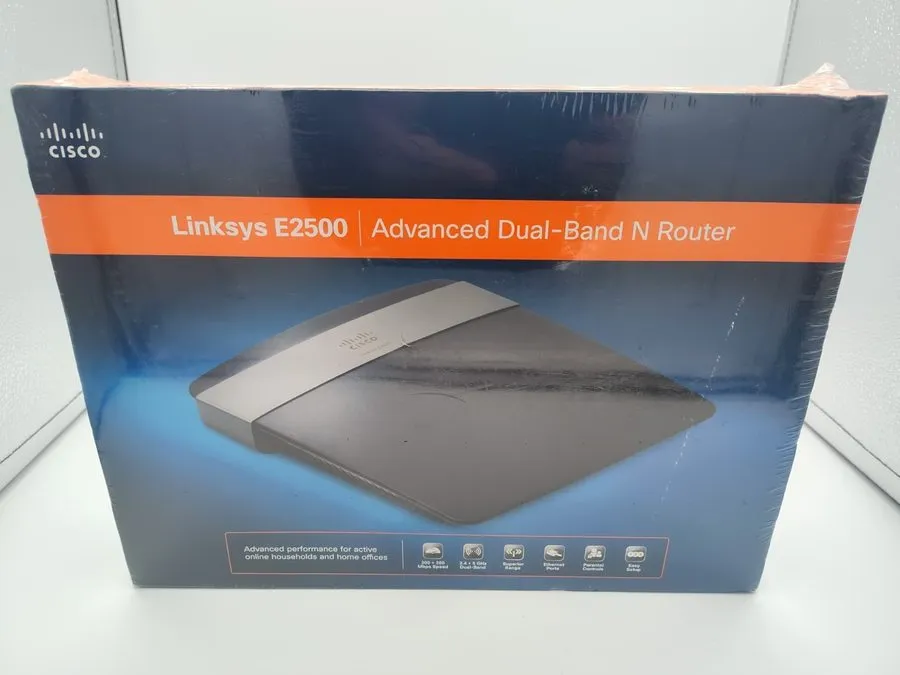 Маршрутизатор Cisco Linksys E2500 Wireless N Dual Band 4-Port Router