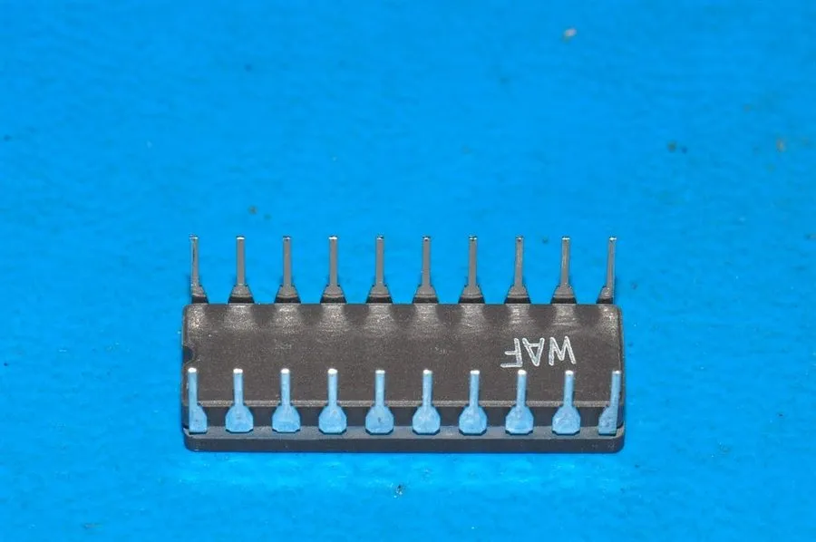 Микросхема SNJ54S240J TEXAS INSTRUMENTS IC Logic — фото лота 1